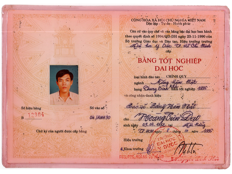 Bằng tốt nghiệp bác sĩ răng hàm mặt